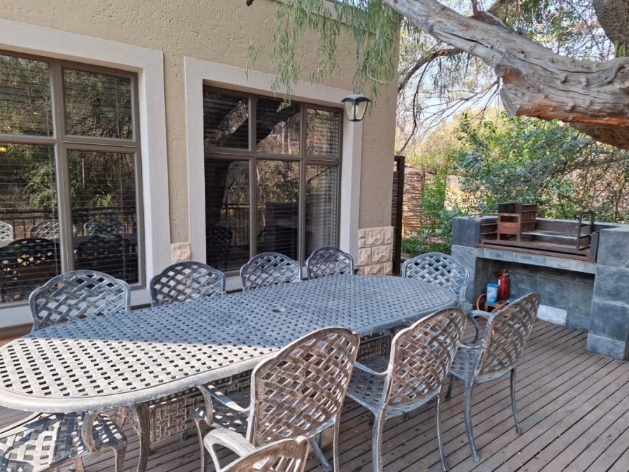 4 Bedroom Property for Sale in Oubos Estate Free State
